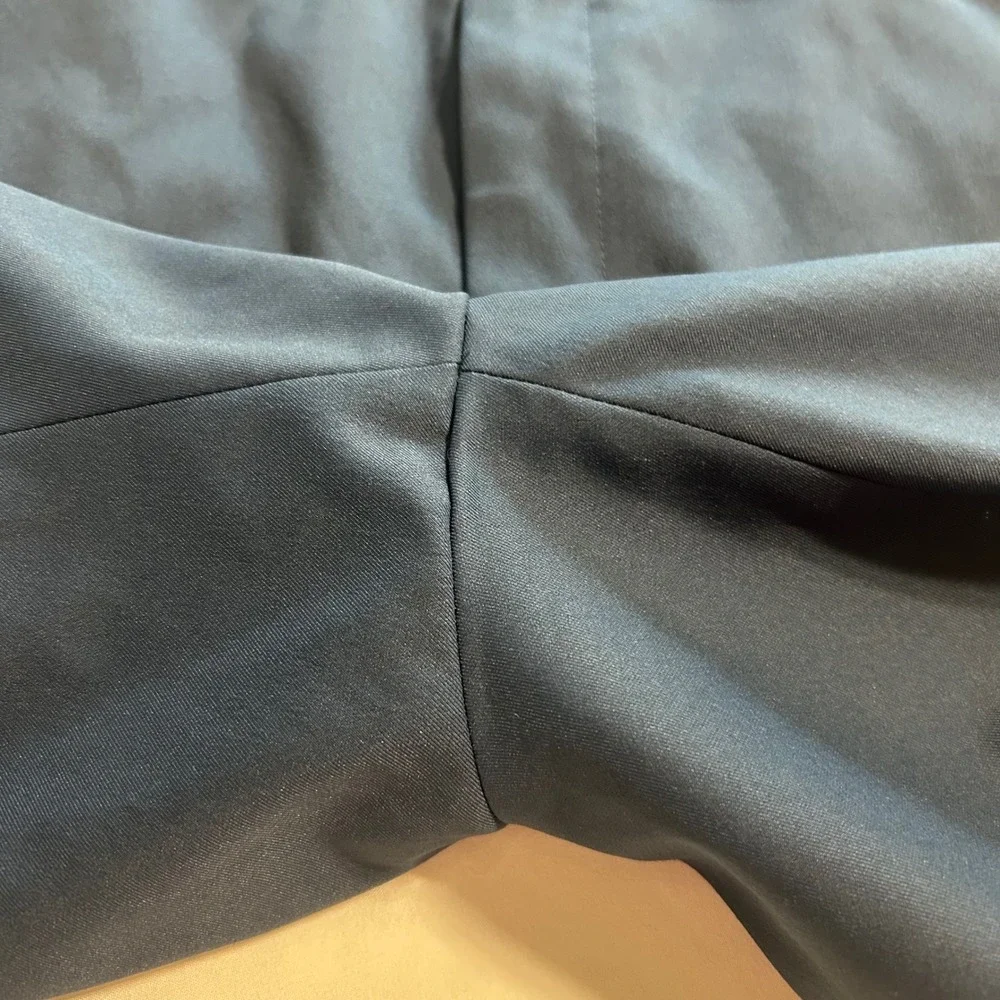 Walter Hagen Mens Golf Shorts Navy Blue Flat Front Performance Stretch Size 38
